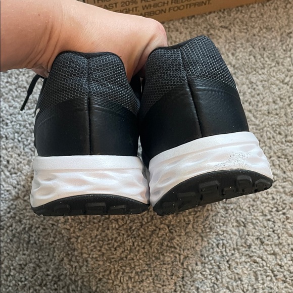 Nike Black and White Athletic Sneakers Nike Revolution 6 NN size 8.5 W - Picture 6 of 10